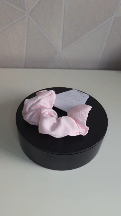 Jacobsz Atlier Scrunchie