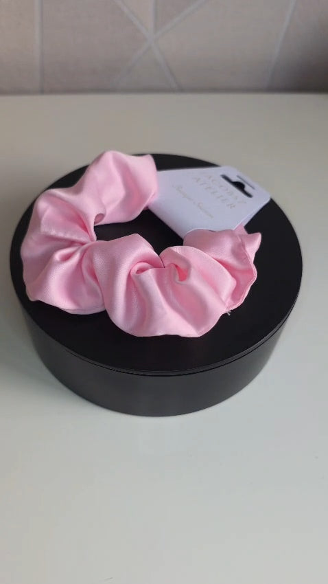 Jacobsz Atlier Scrunchie